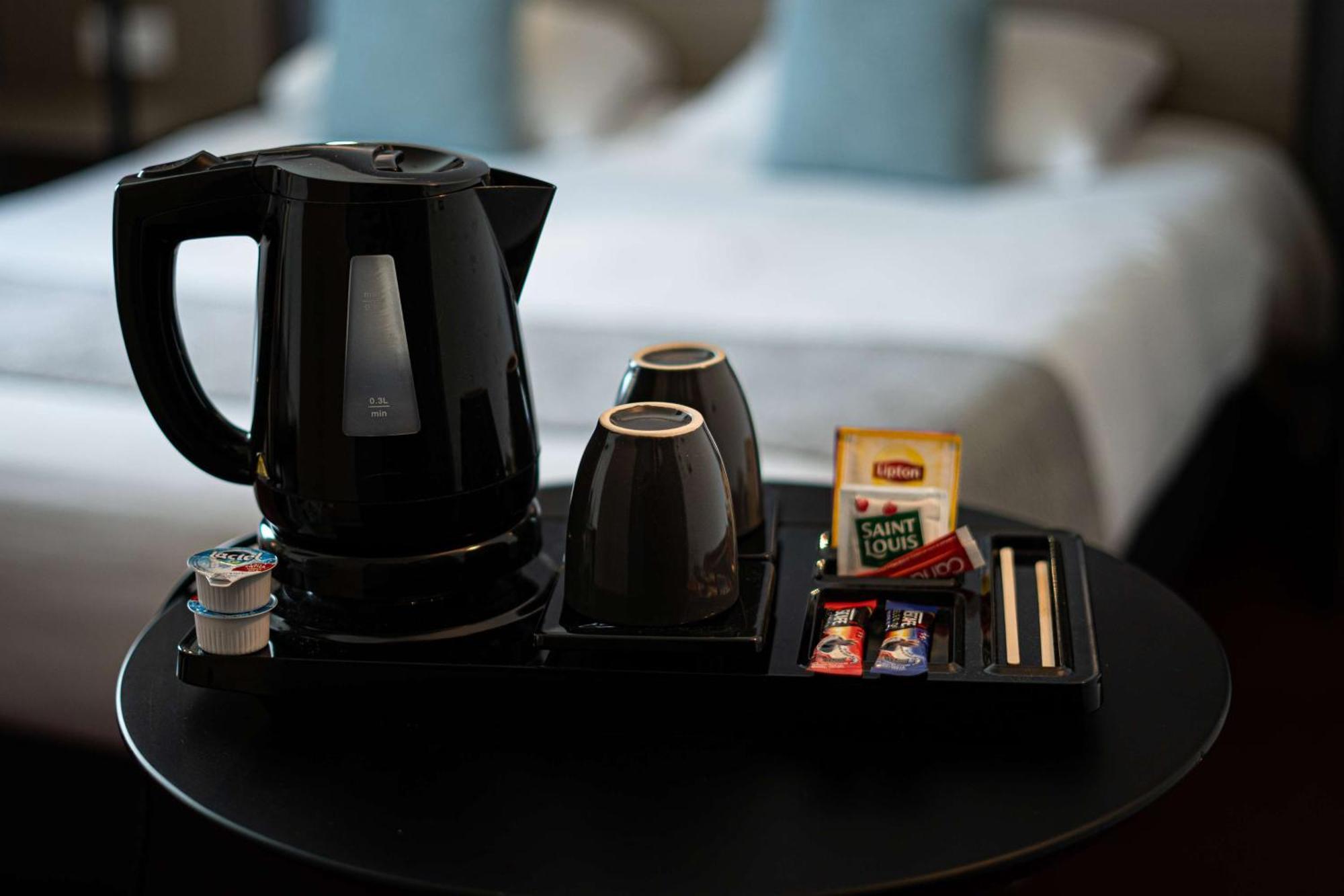 Sure Hotel By Best Western Les Portes De モントーバン エクステリア 写真